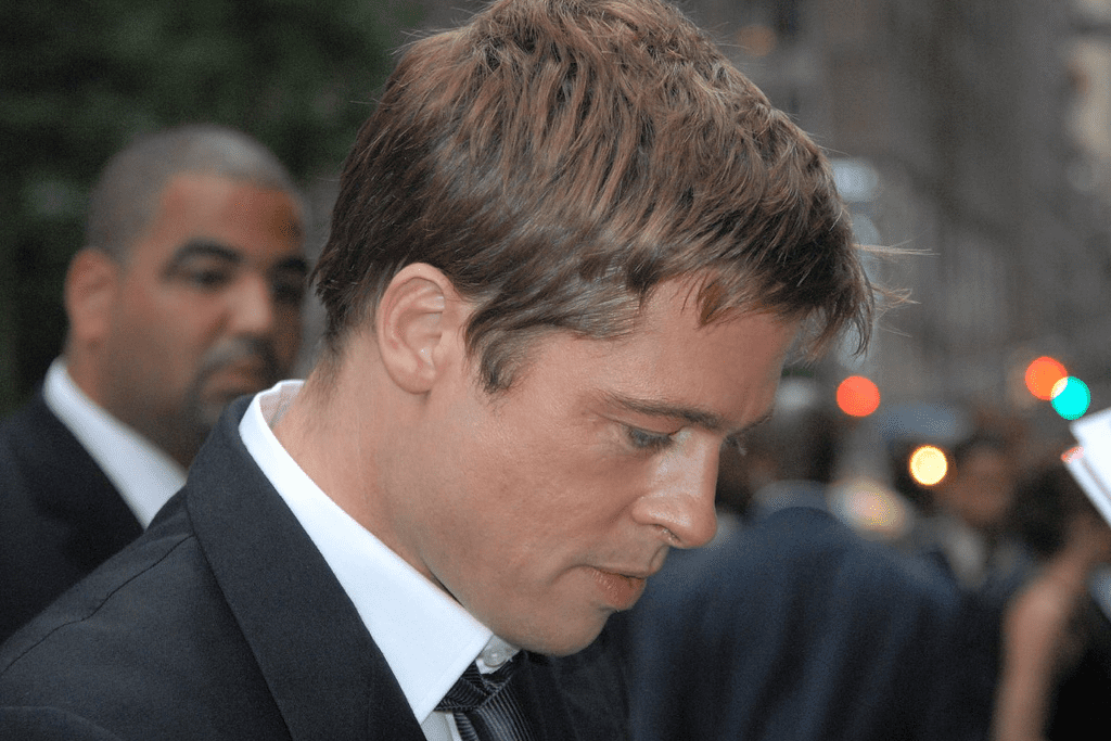 Actor Brad Pitt says he has trouble with facial blindness.